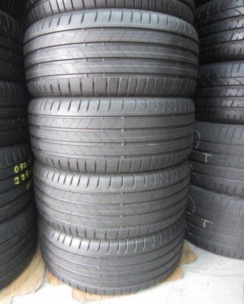 255/45 R19 Bridgestone T005 104Y