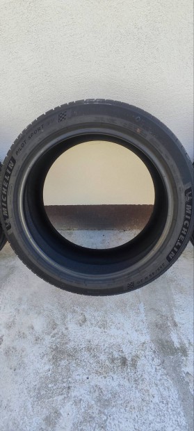 255/45 R20 Michelin Pilot Sport EV nyárigumi