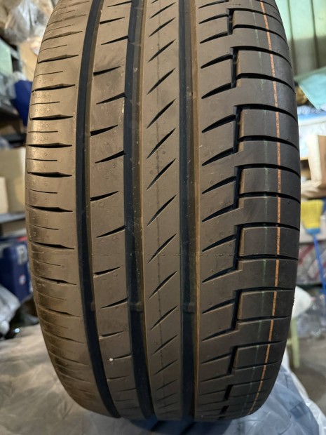 255/45 R20 V XL 105 V Continental nyári gumi