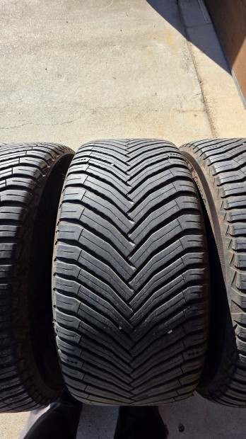 255/45 r19 Michelin Crossclimate2 4 db 255/45R19 Tesla model y