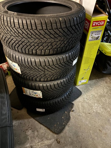 255/45 r20 Pirelli scorpion winter 2 téli gumi Volvo xc60 20