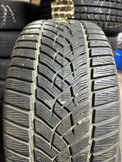 255/45r18 Goodyear tli gumi 2db 255/45R18