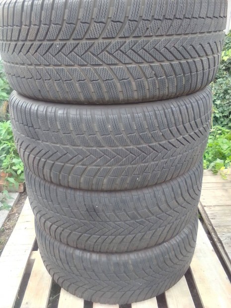 255/50R19 Bridgestone Blizzak LM005 tli gumi 4 db 2024-es