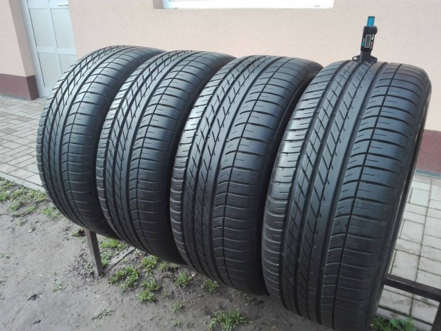 255/50R19 Goodyear nyári gumi garnitúra 255/50 r19