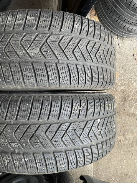 255/50R19 pirelli tligumik