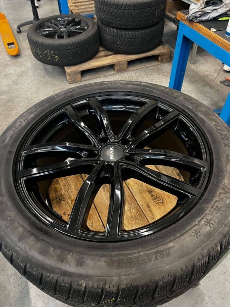 255/50 R20 4 db Dunloop gumiabroncs felnivel
