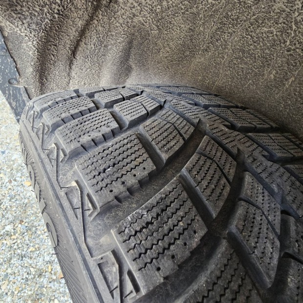255 50 r19 �s 285 45 r19 t�li gumik