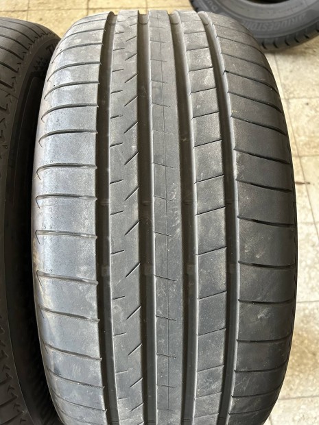 255/50r20 Bridgestone nyri gumi