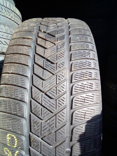 255/50r20 Pirelli tli gumik 