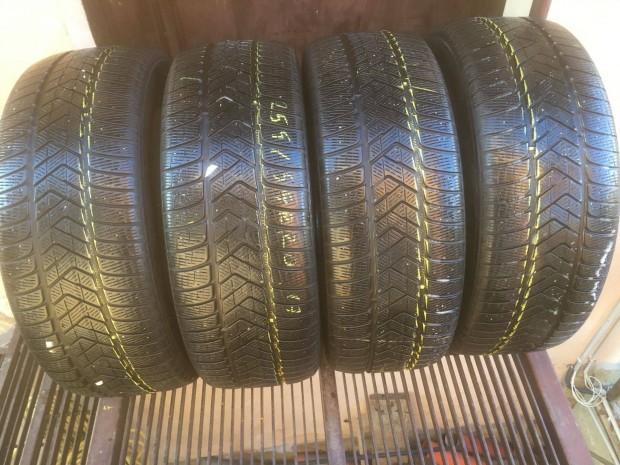 255/55R20" hasznlt Pirelli tli gumi