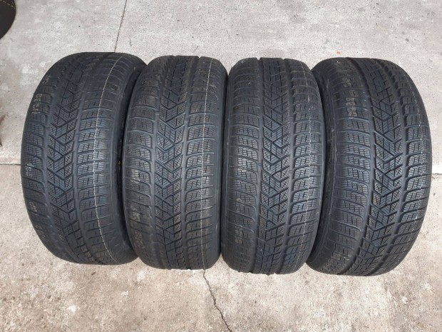 255/55 R18 -j Pirelli Run Flat tligumik