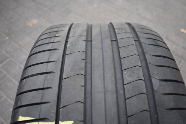 255/55 R19 Pirelli P zero nyri 5mm 2db