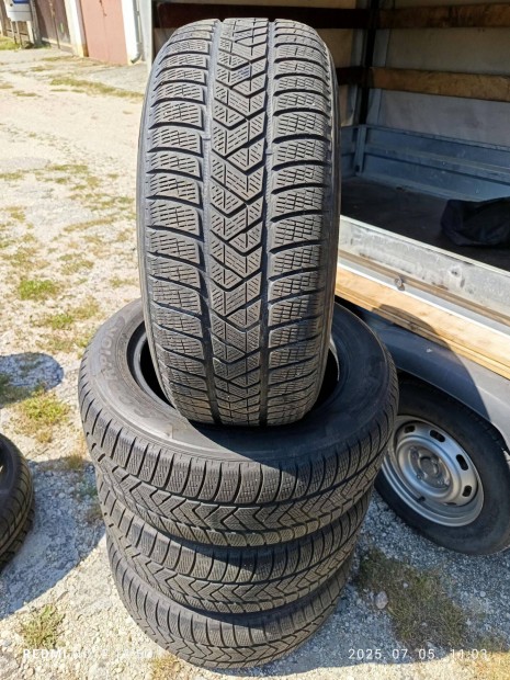 255/55 r18 4db Pirelli téli gumi eladó