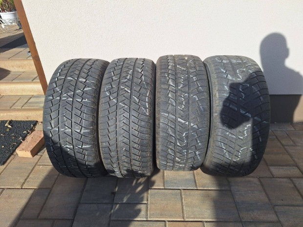 255/55 r18 tli gumi