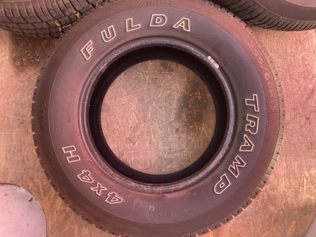 255/60R15 Fulda Trump gumi eladó