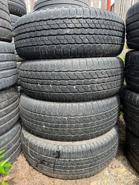 255/60 R18 toyo 4db terepjáró gumi