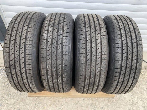 255/65r18 j Goodyear Wrangler Terroriti HT Gumi