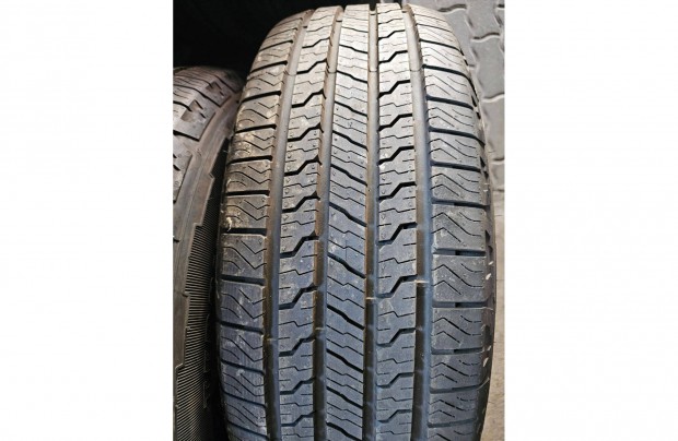 255/70R17 Goodyear Territory HT 112T 99% Demó Gumi Akció