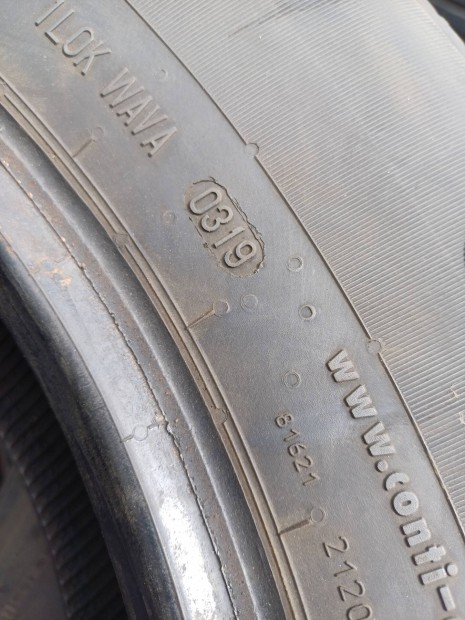255/70 R16 111T, 8mm, 2019: Continental Crosscontact LX
