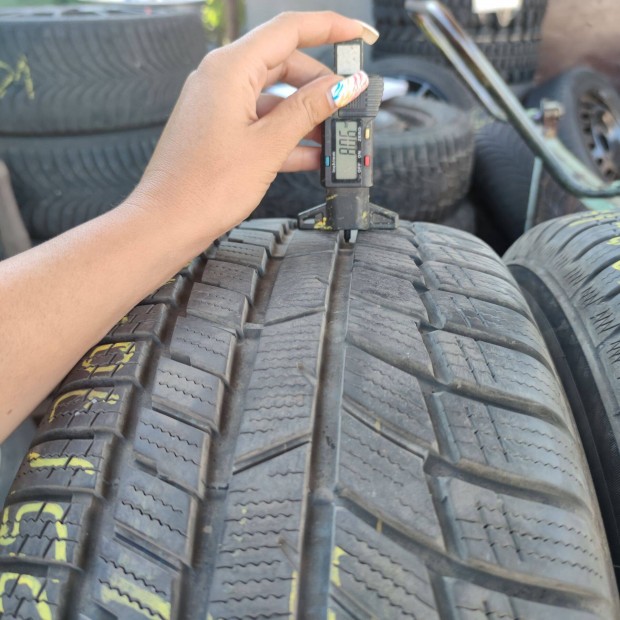 255/70 R16 Toyo téli gumi 88000ft a 4db/45/