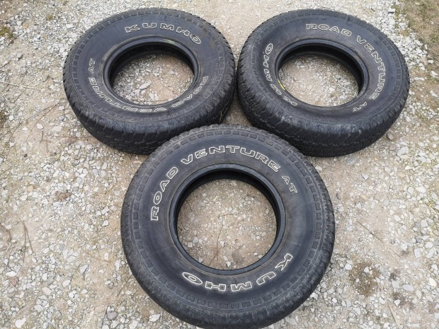 255/75 R15 Kumho Road Venture AT 3db terepj�r� gumi 