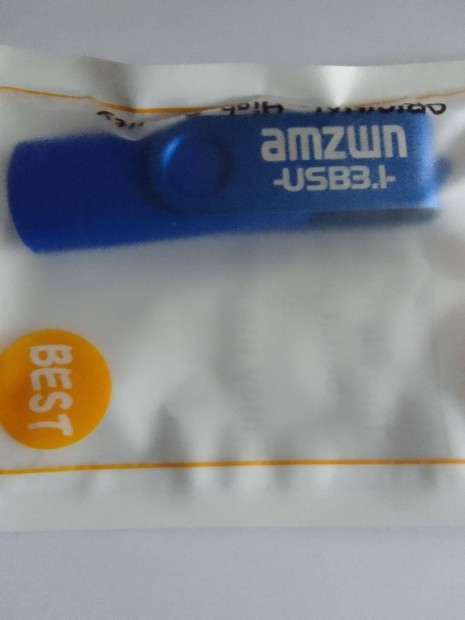 256gb pendrive. A-C csatlakozás működést jelző leddel