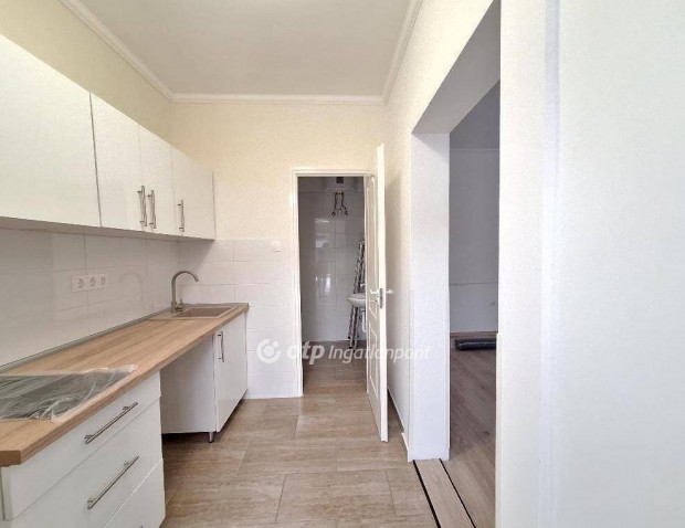 25 nm-es lak�s elad� Budapest 4. ker. #5131260