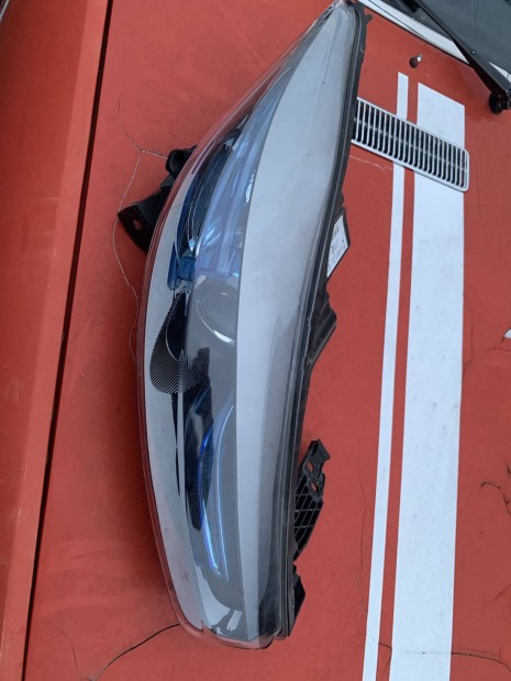 260109891r Renault zoe fnyszr lampa  