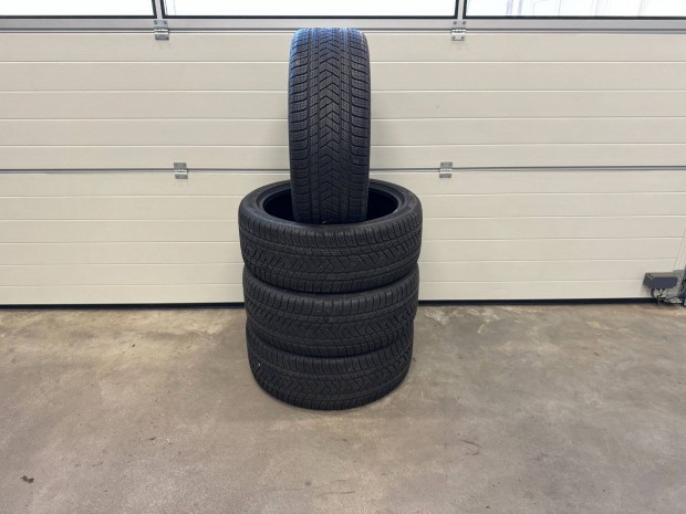 265/40R22 265 40 22 Pirelli Scorpion téli gumi