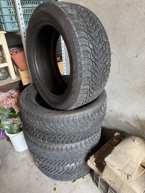 265/50 R19 tligumi garnitra