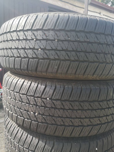 265/60R18 Bridgestone nyrigumik