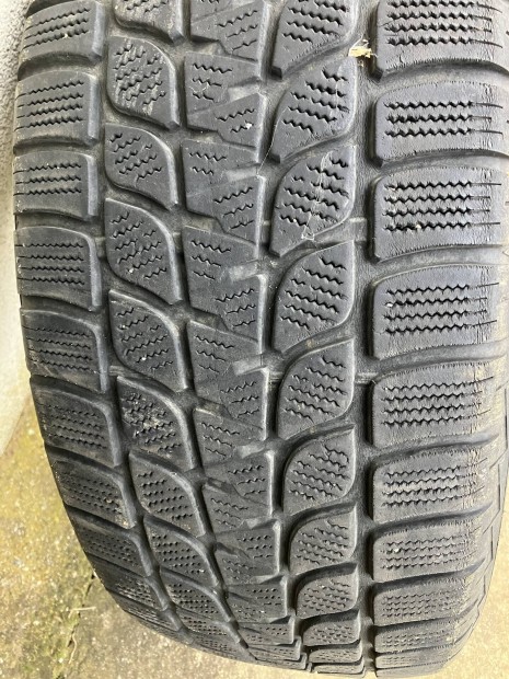 265/65r17 tli gumi, 4db