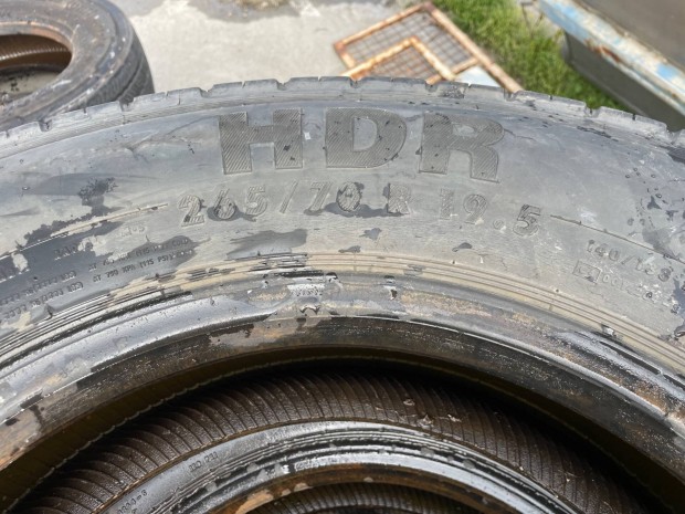 265/70 R19.5 Continental HDR Teherautó Gumik