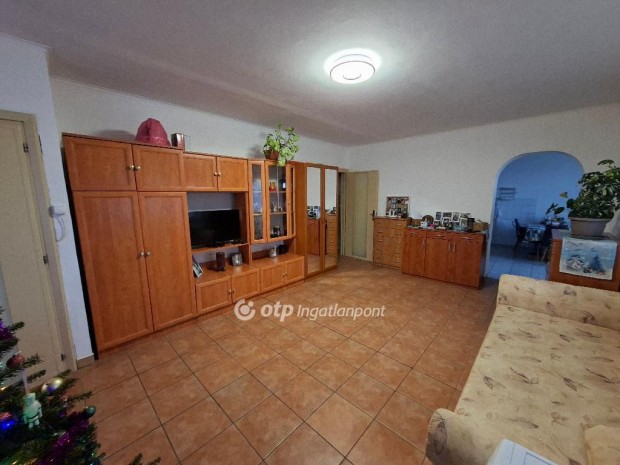 265 nm-es h�z elad� �rsekcsan�d