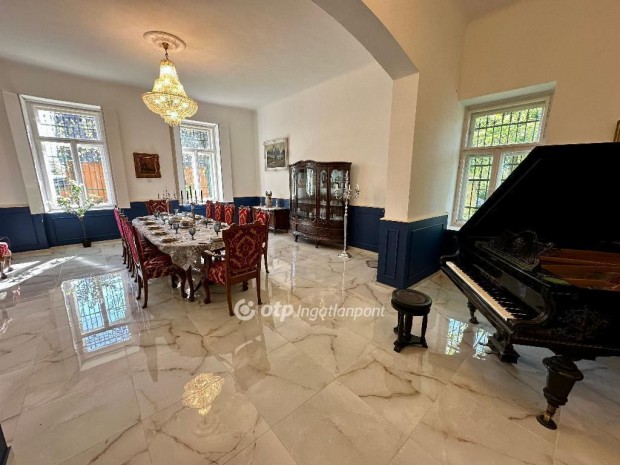 269 nm-es h�z elad� Albertirsa