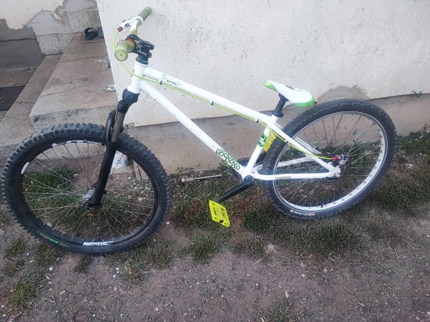 26 Vzra pitet Dirt MTB 