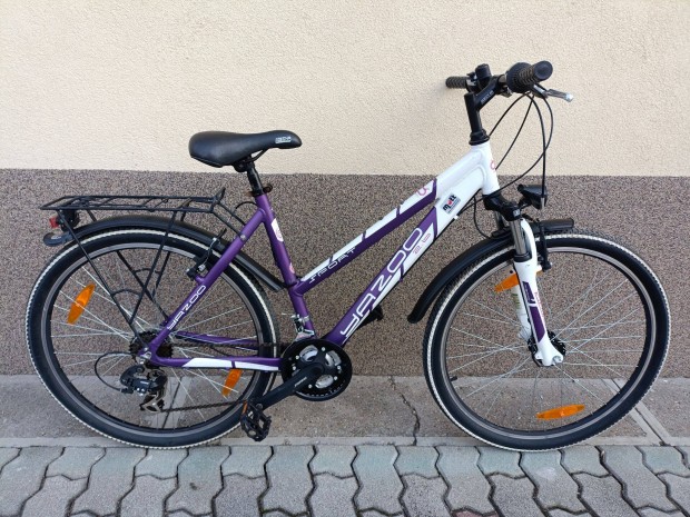 26 Yazoo női agydinamós kerékpár 48 cm