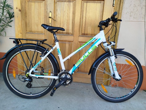26" Bulls Pulsar Street XC Trekking kerékpár