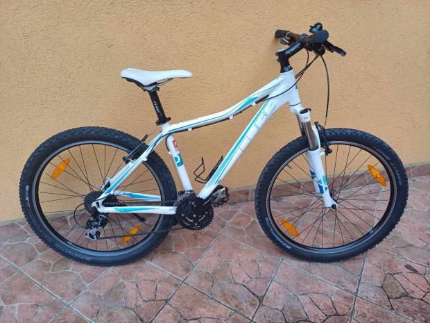 26" Cube Access ni kerkpr 