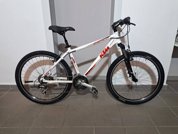 26" KTM feljtott kerkpr 26-os bicikli Mtb