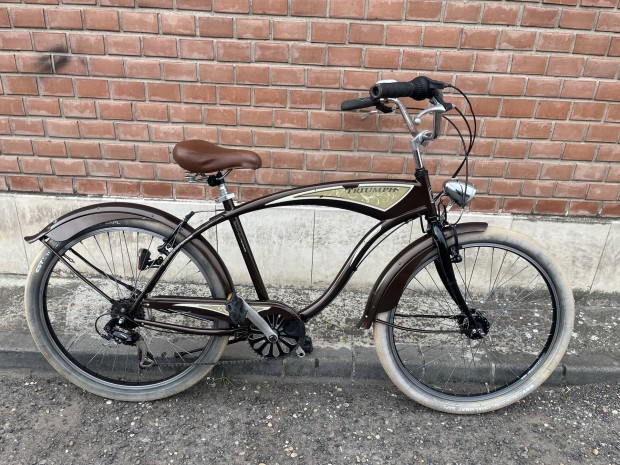 26" Truimph Cruiser