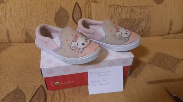 26-os gyerek benti cipő szandál - lányos cicás Cupcake ( 26 )