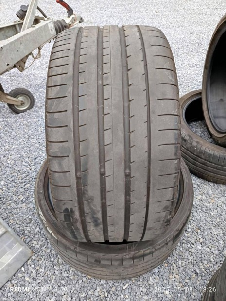 275/30 r20 3éves 2db Vredestein nyári gumi eladó