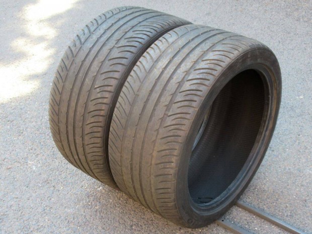 275/35R19 Kumho Ecsta játszós olcsó gumi 19" nyárigumi 10e/pár