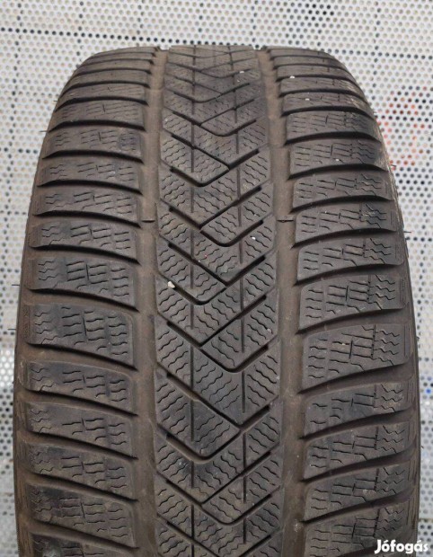 275/35 r19 Pirelli Sottozero 3 Winter. Defekttrs. 2db