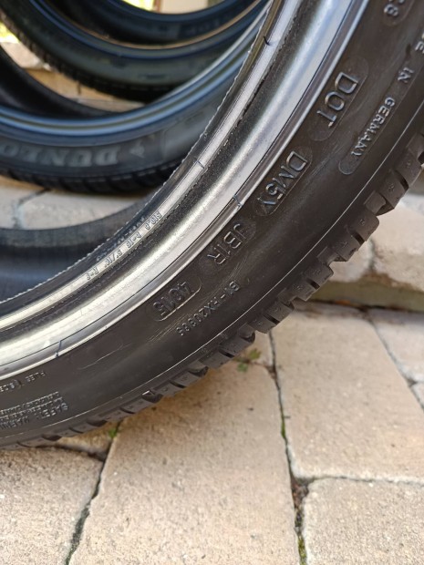 275/35 r20 Dunlop tligumi garnitrk