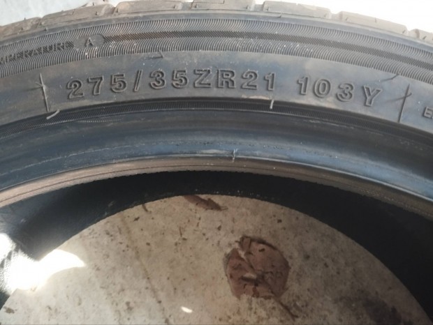 275/35 r21 Nyari gumi Imperial N�metorsz�gb�l 7 mm-es.