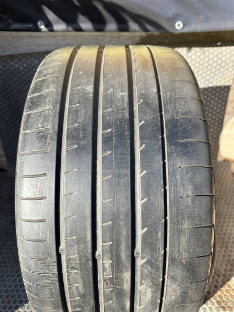 275/35r19 Yokohama Advan Sport 275/35R19