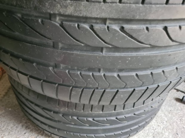 275/40 20 Bridgestone gumi pár X5 X6