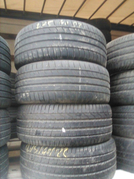 275 40 22 Pirelli